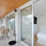 Charming With Ac & Balcony シュレンヌ