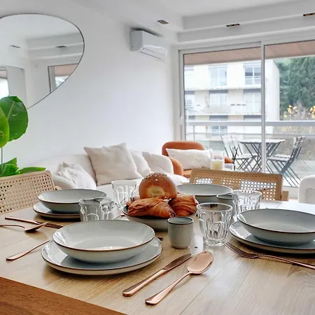 Appartement Charming With Ac & Balcony Suresnes