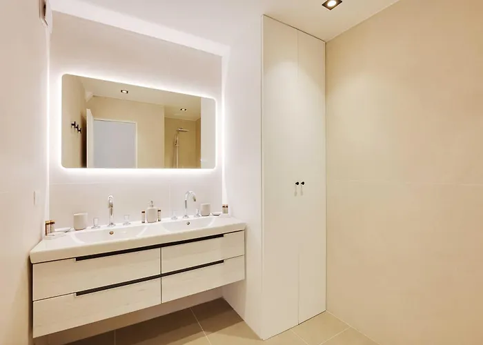 Charming With Ac & Balcony Appartamento *