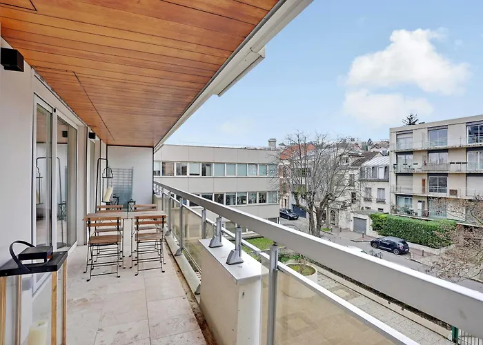 Appartement Charming With Ac & Balcony *